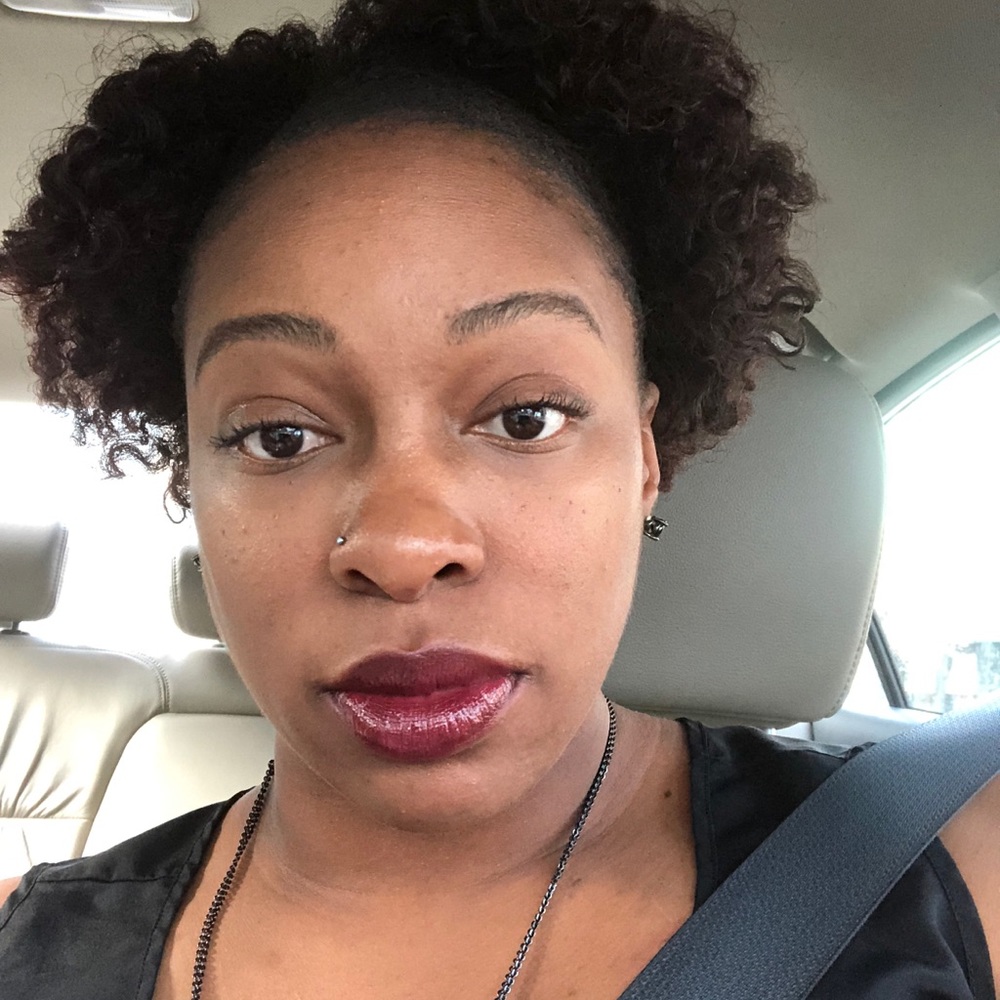 Meet your Posher, Tiffany